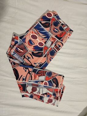 Constantly Varied Gear Pop Art Comic Panel Leggings in Red, Navy & White